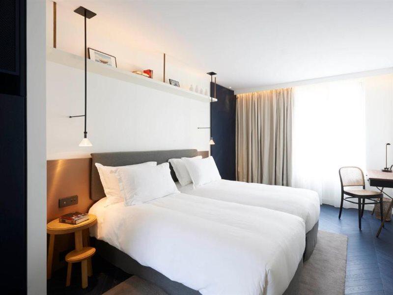 Perpetual Elysee Montaigne Paris Exterior photo
