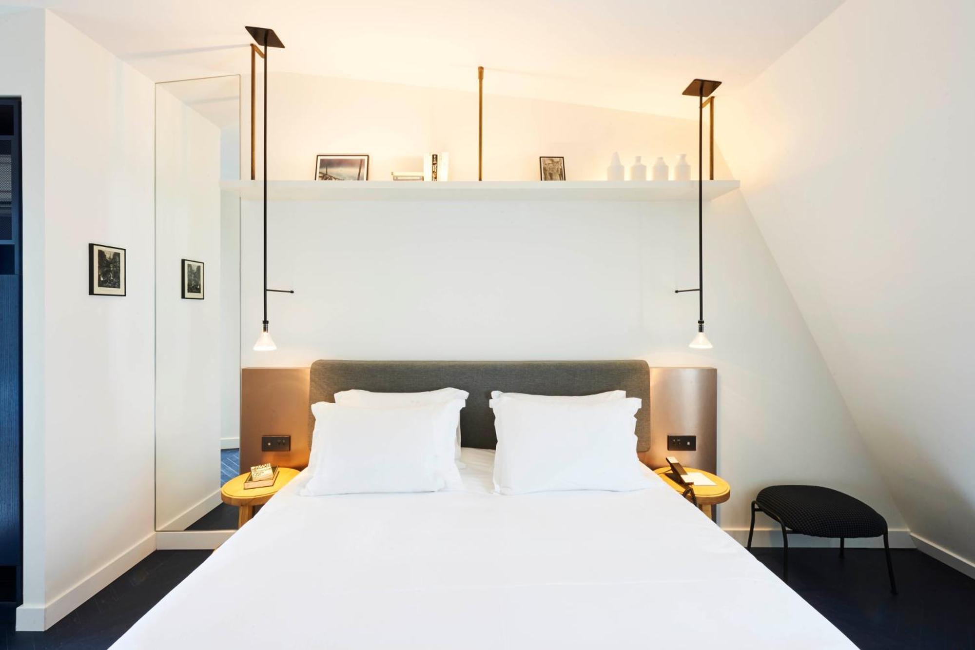 Perpetual Elysee Montaigne Paris Exterior photo